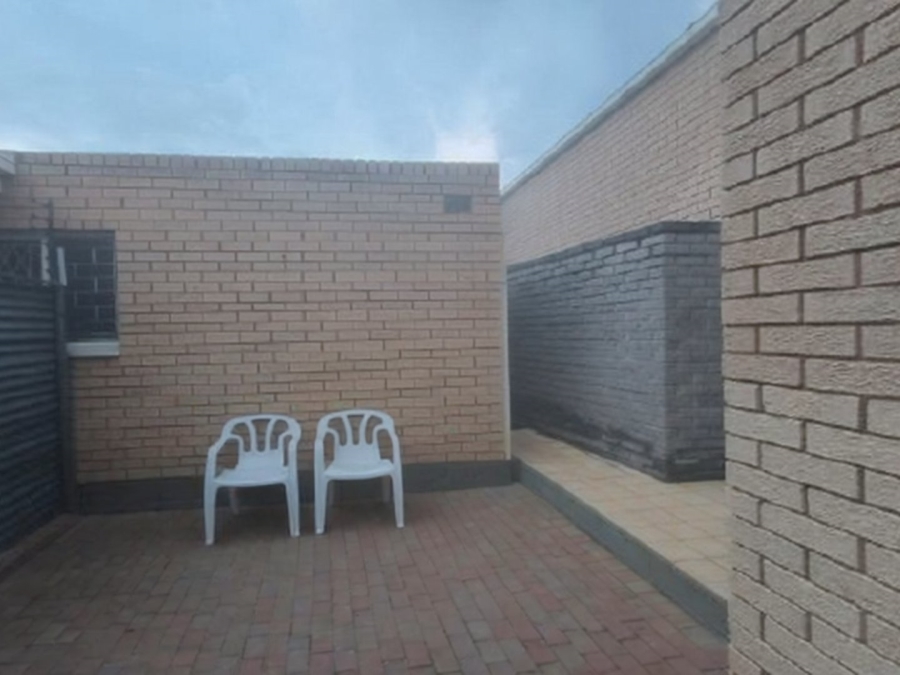 1 Bedroom Property for Sale in Ferreira Free State